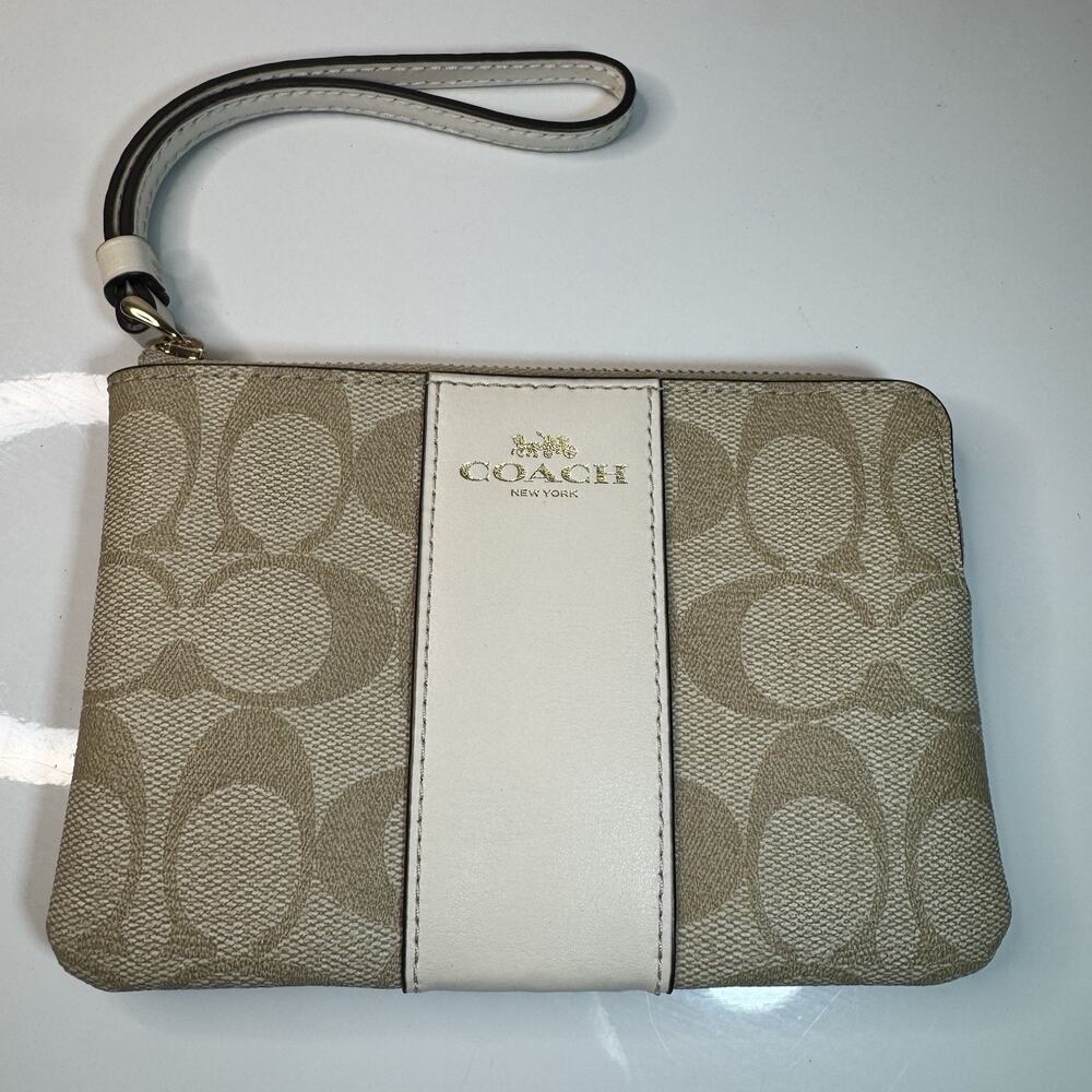 Coach Signature Corner Zip Wristlet Light Khaki Chalk White Stripe Gold New York
